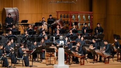 한국(Corée du Sud), 국립 오케스트라 로봇 지휘자의 지휘로 콘서트 개최
