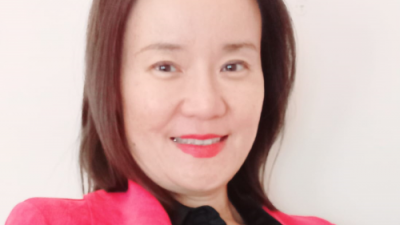 김현지, 파리 부동산 중개사