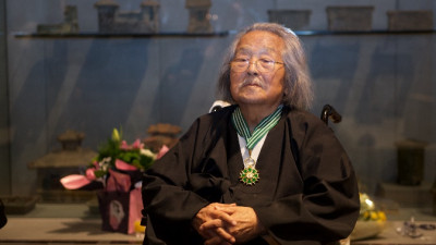 한묵 화백, 프랑스 문화부 장관 훈장 수여(2015년)